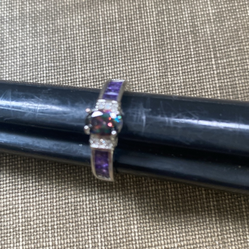 Gorgeous 925 Sterling Mystic, Topaz purple rainbow stones size 8 ring - Picture 4 of 5